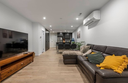 Coombs Apartment | Black Mountain Views In Coombs ACT