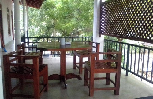 Debarawewa Apartment | Black Panther Yala Standard Double Room