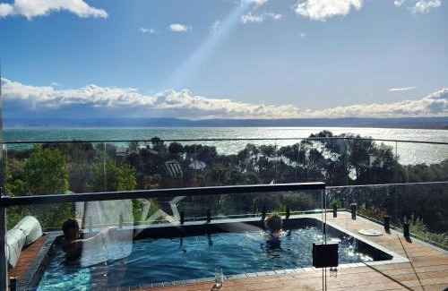 Coles Bay House | black + shack