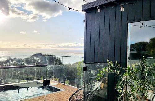 Coles Bay House | black + shack