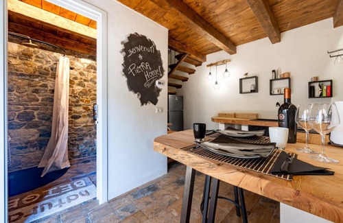 Salsomaggiore Terme Apartment | Black Stone Apartment