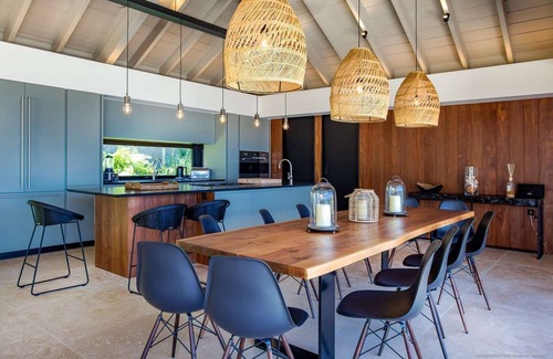 Grand Cul-de-Sac Villa | Blackstone (4/6 Rooms)
