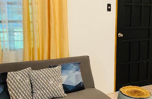 Tanay Villa | Blackwood Nature Villa with Pool and Trail