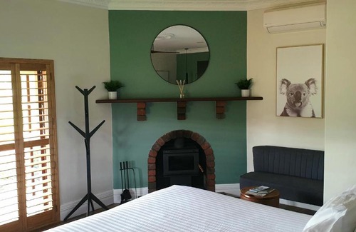 Mullalyup Hotel | Blackwood Valley Suites