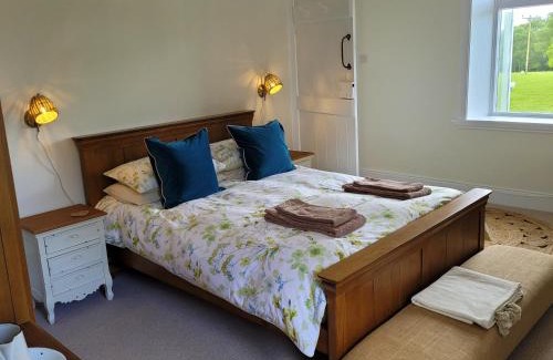 Kilcreggan Villa | Blair Cottage