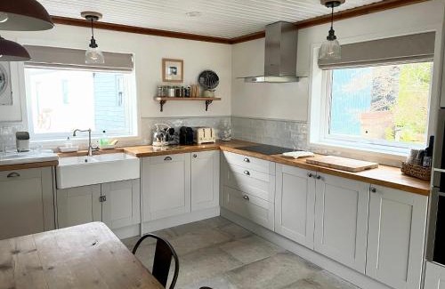 Kilcreggan Villa | Blair Cottage