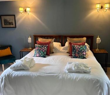 Blairgowrie House | Blairbeg Cottage