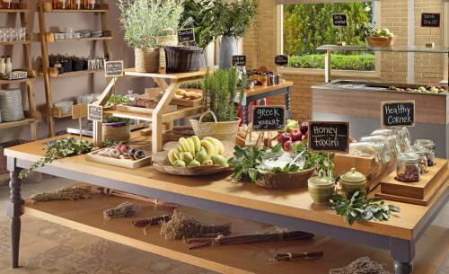Vari-Voula-Vouliagmeni Hotel | Blazer Suites Hotel
