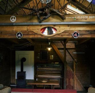 Schoeneck House | Blickinsfreie - Cabin