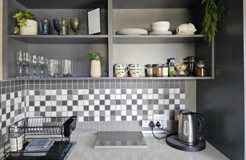 Wavecrest Apartment | Bliss on JBay - BlissPool