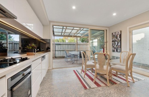 Rye House | Bliss On The Bay Downstairs