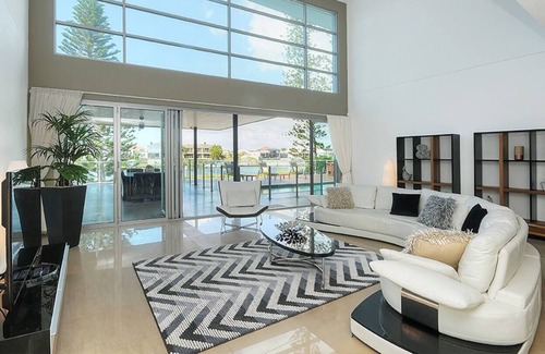 Sorrento House | Bliss On Waterview