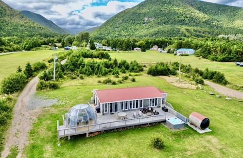 Aspy Bay House | Blissful Beachfront Bungalow. Beach- Hot tub & Sauna-All Weather Dome-Private