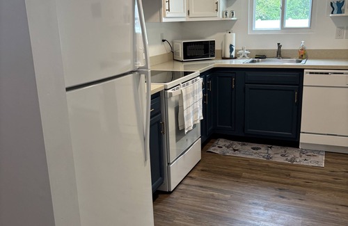 Town Bank House | Blocks from the beach! Charming Summer Getaway in Cape May
