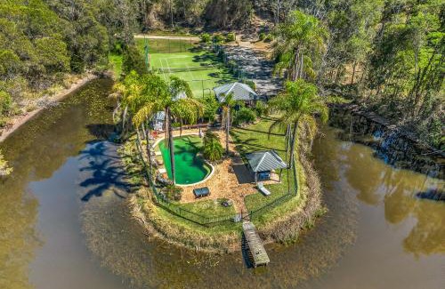 Bandon Grove House | Blokhus, a stunning retreat in the treetops