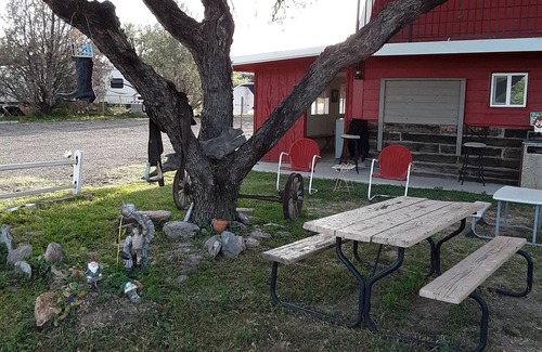 Pomerene House | Blooming Desert RV