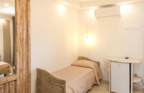 Ugento Bed & Breakfast | Blue and Blue