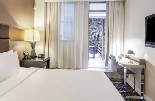 Sutton Place Hotel | Blue Angel Hotel NYC, Ascend Hotel Collection