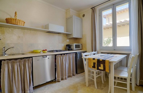 Sovicille Apartment | Blue/Arancio 2 bedroom 1 bathroom apartment