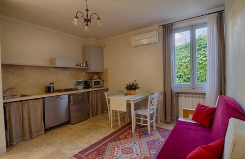 Sovicille Apartment | Blue/Arancio 2 bedroom 1 bathroom apartment