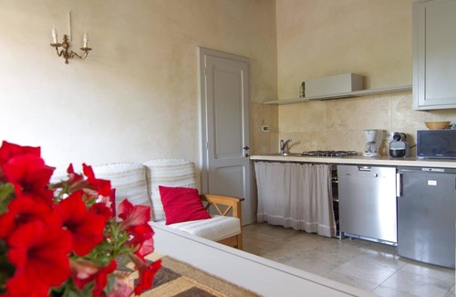 Sovicille Apartment | Blue/Arancio 2 bedroom 1 bathroom apartment