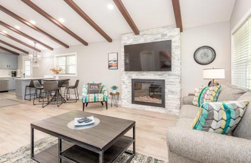 Swannanoa House | Blue Bamboo Escape