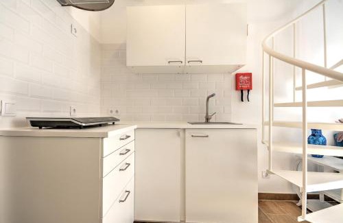 Sao Pedro Apartment | Blue Barqueta Studio