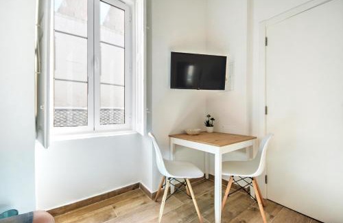 Sao Pedro Apartment | Blue Barqueta Studio