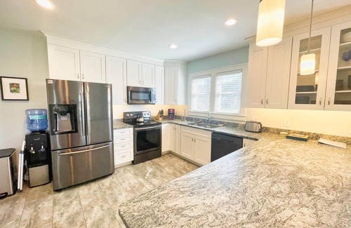 Sea Cottage Addition House | Blue Bay - Chesapeake Properties