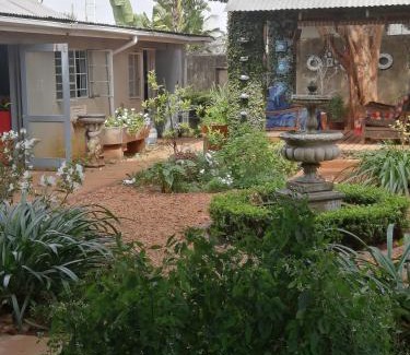 Tzaneen House | Blue Bell Guesthouse