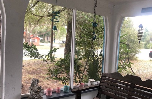 Orange City House | Blue Breeze Manor 4 Bedroom House near Daytona Beach , Disney, Blue Springs Park
