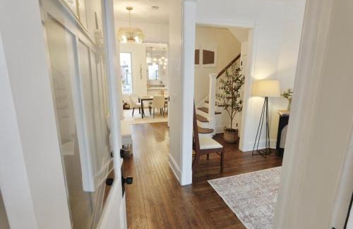 Eckington House | Blue Brick Haven in Union Market - Parking