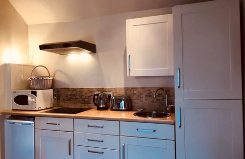 Fen Stanton Cottage | Blue Cow Luxury Cosy Cottage - Bed and Breakfast