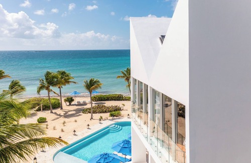 West End Village Villa | Blue Diamond - Private Villa at Altamer