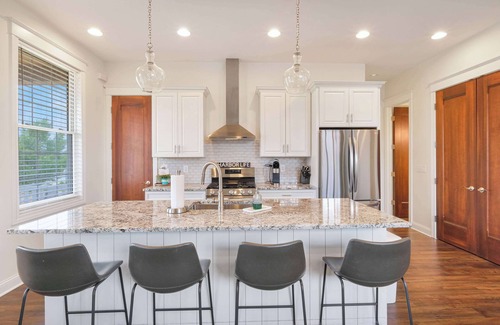 Ottawa House | Blue Dog Landing | 3 Bed, 3.5 Bath