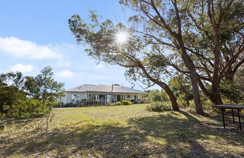 Raymond Island House | Blue Doors on the Lakes: Escape to a beautiful waterfront home on the Island