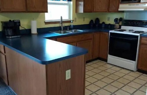 Homerville House | Blue Elephant Cottage