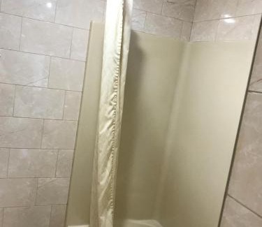 Tonawanda Hotel | Blue Falls Motel