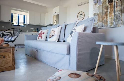 Pylos-Nestoras Villa | Blue Fort