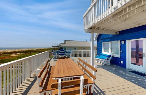 Miramar House | Blue Galveston Getaway