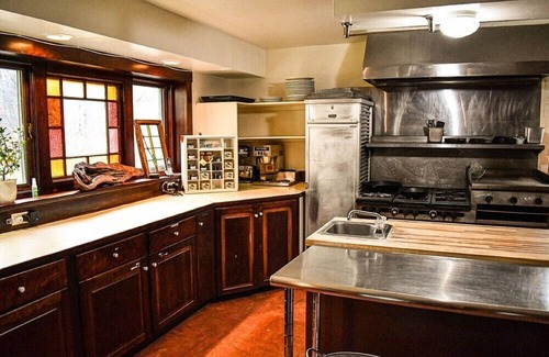 Goshen House | Blue Goose/Brook Road Inn