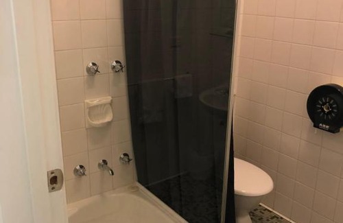 Fairview Park Hotel | Blue Gums Hotel Motel
