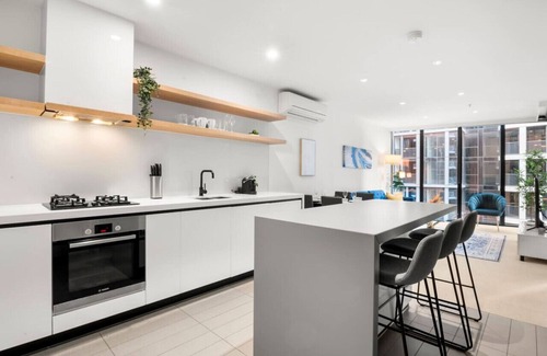Docklands Apartment | Blue Haven @Marvel Stadium- Rooftop Pool & Parking