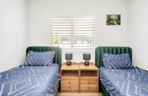 Beverly Hills House | Blue Haven Retreat - Beverly Hills 208