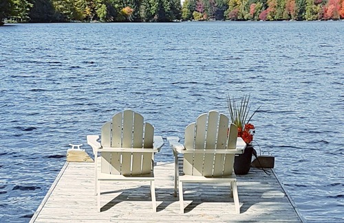 Lake of Bays Apartment | Blue Heron c/w Algonquin & Arrowhead Pass - Bring your pet free!