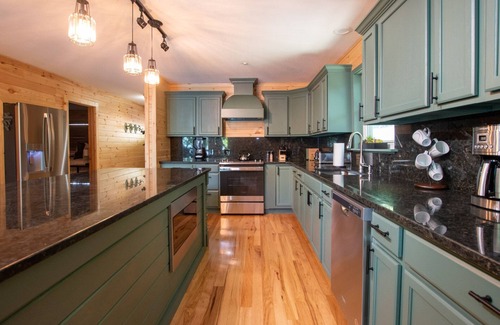 Ovid House | Blue Heron Shores: "Winter Luxury Lodge Retreat on Cayuga Lakel!"