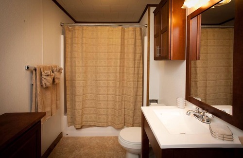 Claryville Hotel | Blue Hill Lodge