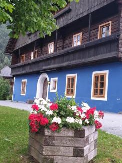 Ramingstein Apartment | Blue House