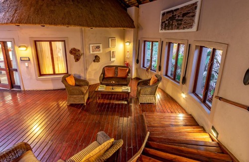 Hazyview House | Blue Jay Lodge