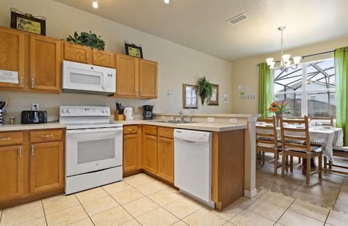 Sandy Ridge House | Blue Jay Villa - Vacation Home Near Disney